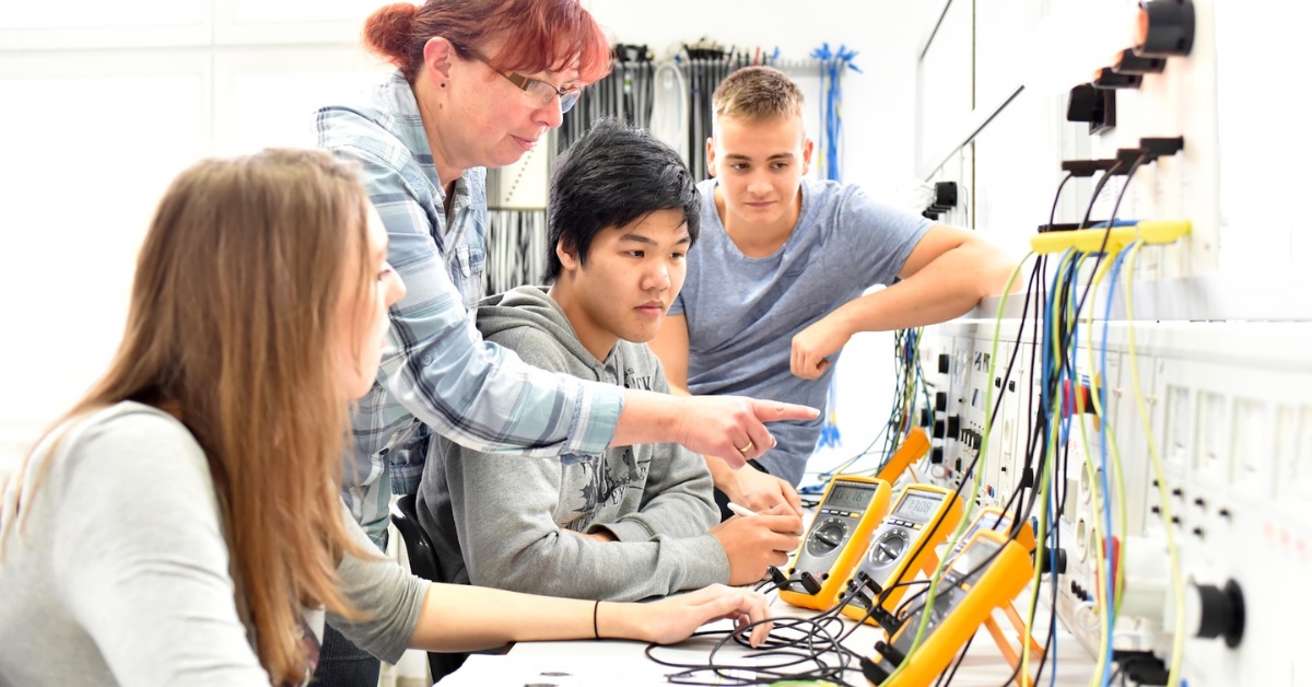 Grafik für -Soft Skills für Technik-Lehrlinge – so ein Blödsinn?